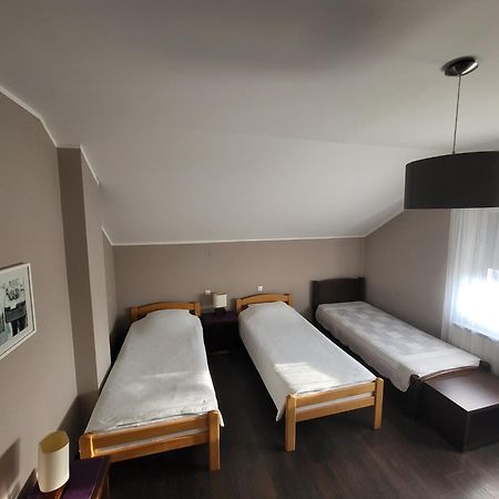 Apartmani Simic ヴァリェヴォ エクステリア 写真