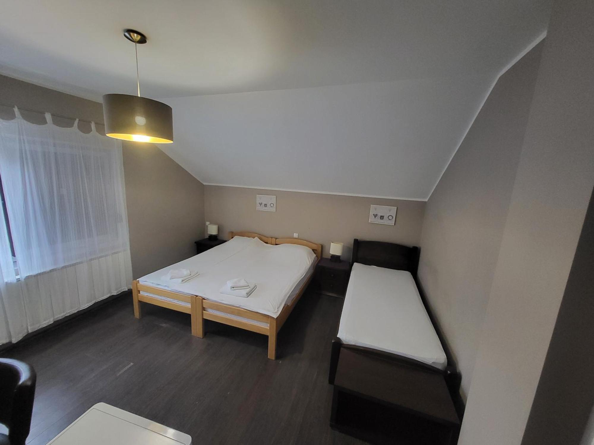 Apartmani Simic ヴァリェヴォ エクステリア 写真