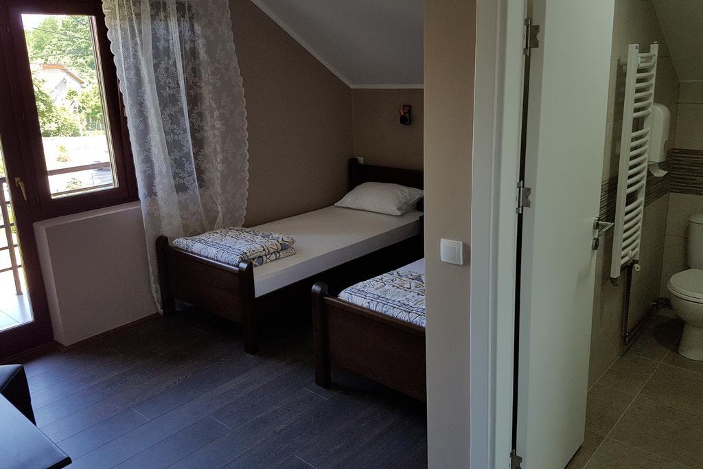 Apartmani Simic ヴァリェヴォ エクステリア 写真