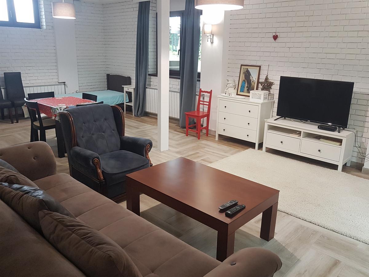 Apartmani Simic ヴァリェヴォ エクステリア 写真